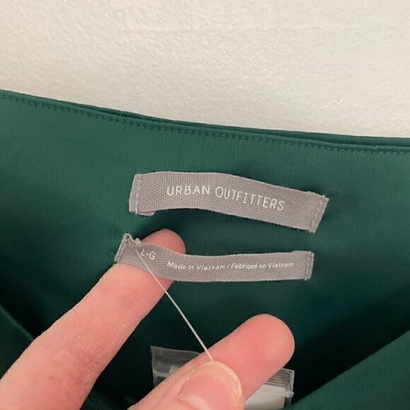 NEW NWT URBAN OUTFITTERS Padova Satin Slip Dress Emerald Green Button Front Mini - Picture 6 of 16